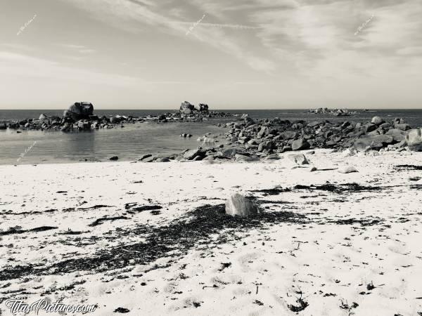Photo Poulennou : Petite plage très agréable à Cléder, au lieu-dit Poulennou.c, Poulennou, Cléder, plage, rochers, sable, mer