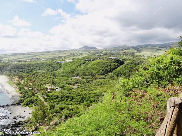 Photo Grande Anse : La plage de Grande Anse vue des hauteurs 😍c, La Réunion, Grande Anse, Sud-est