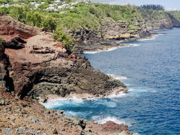 Photo Falaises de Grande Anse : Petite balade en hauteur à Grande Anse pour admirer les falaises et la vue biensur 😍😎c, Grande Anse, falaises, mer