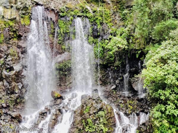 Photo Langevin : Une autre partie de la chute d’eau.c, La Réunion, Langevin, chute d’eau