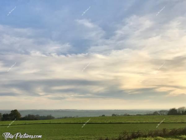 Photo La Flocellière : La campagne de la Flocellière en fin de journée...c, La Flocellière, campagne, champs