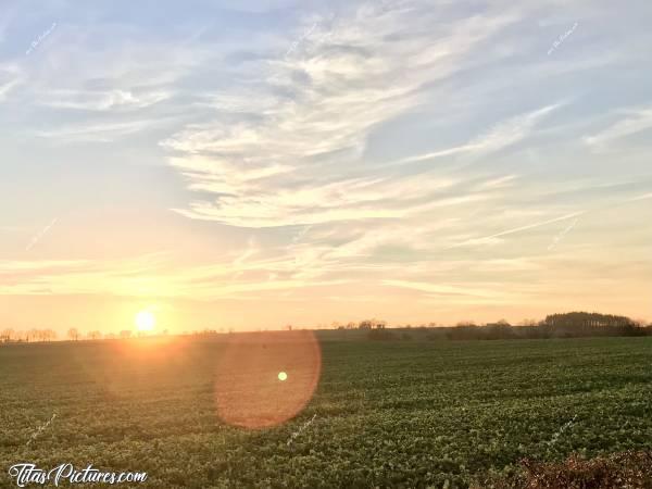 Photo Coucher de soleil : Coucher de soleil sur la campagne du Boupère ...c, Coucher de soleil, campagne