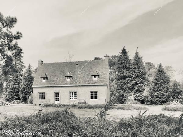 Photo Maison en Pierres : Belle Maison Bretonne traditionnelle, en pierres de taille comme on dit là-bas dans le 29 😊c, Maison en Pierres, Granit, Finistère, Crozon