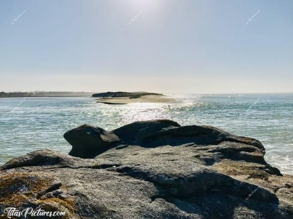 Photo La Baie du Kernic : La Baie du Kernic à marée haute. La dune paraît toute petite 😅c, Baie du Kernic, Porsmeur, Plouescat, mer, rochers, dune