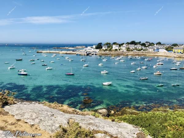 Photo Ploudalmézeau : Belle randonnée côtière à Ploudalmézeau, près de Landunvez. Un petit vent frais, mais quels beaux paysages et quelles belles couleurs ce jour-là 😍😎c, Ploudalmézeau, Mer, Bateaux