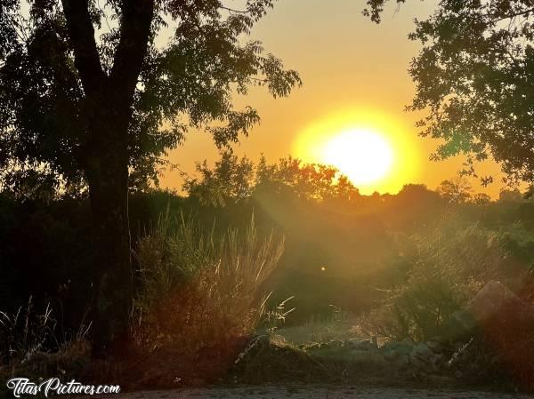 Photo Coucher de Soleil : Joli coucher de soleil dans la campagne du Boupère 👍🏻😍😎c, Coucher de Soleil, Campagne