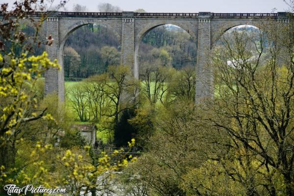 Photo Le Viaduc de Barbin : Mon endroit préféré en Vendée pour aller me ressourcer 😍🥰c, Tita’s Pictures, Le Viaduc de Barbin, la Sèvre Nantaise, le parc de la Barbinière, Saint-Laurent-sur-Sèvre