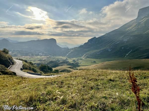 Photo Le Beaufortin : Belle lumière de fin de journée sur les montagnes du Beaufortin 👍🏻😍😎c, Les Alpes, Montagnes, Beaufortin, Savoie