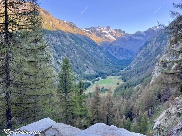 Photo Gran Paradiso : Joli point de vue dominant, dans le Gran Paradiso de la Vallée d’Aoste 😍🥰c, Tita’s Pictures, Italie, Vallée d’Aoste, Gran Paradiso