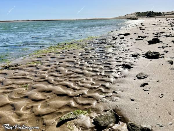 Photo Le Veillon : Lors d’une belle balade ensoleillée à la mer, j’ai dû m’arrêter pour immortaliser ces beaux sillons dans le sable 🤭😍🥰c, Tita’s Pictures, Le Veillon, Talmont-Saint-Hilaire