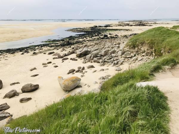 Photo La Baie du Kernic : La Baie du Kernic à marée basse.c, Mer, Sable, Rochers, Dunes