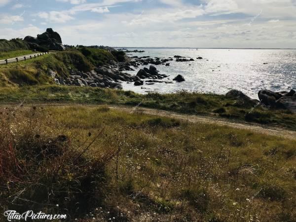 Photo Côte sauvage déchiquetée : Entre Plouescat et Cléderc, 