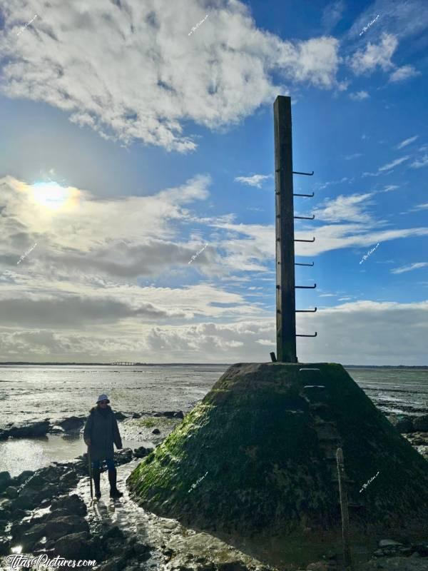 Photo Le Passage du Gois : Souvenir de ma première pêche à la palourde sur le Passage du Gois, entre Beauvoir-sur-Mer et Noirmoutiers. Au loin, on peut voir le pont de Noirmoutiers. c, Tita’s Pictures, Passage du Gois, Noirmoutiers 