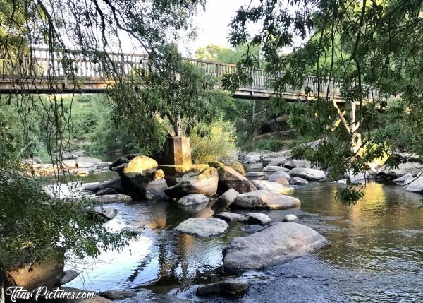 Photo La Sèvre Nantaise : Un joli passage sur la Sèvre Nantaise..c, Sèvre Nantaise, Pont en bois