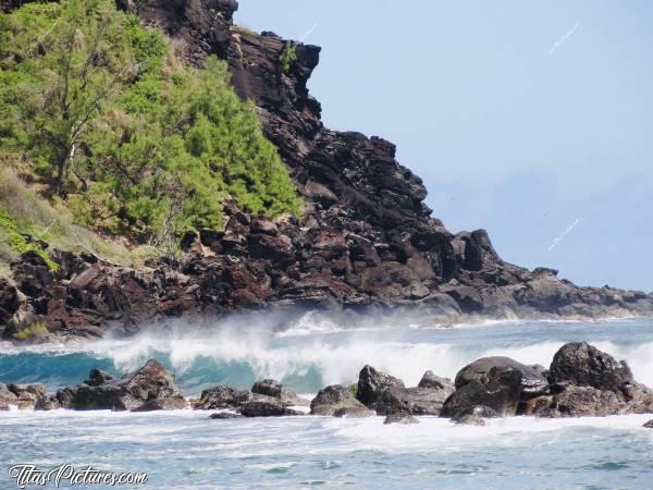 Photo Grande Anse : Belles vagues à Grande Anse ce jour-là..😅c, Grande Anse, La Réunion, Mer, Vagues, Rochers