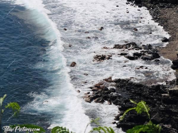 Photo Grande Anse : La belle plage de Grande Anse vue de haut 🥰c, Grande Anse, La Réunion, Mer, Vagues, Rochers