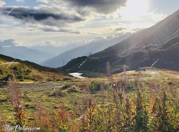 Photo Le Col Petit-Saint-Bernard : Coucher de soleil sur le Col Petit-Saint-Bernard à Séez. Quel beau paysage 🥰c, Col Petit-Saint-Bernard, Coucher de soleil