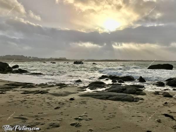 Photo Plage de Porsmeur : Plage de Porsmeur dans le Finistère Nord.c, Porsmeur, Plage, rochers, sable, mer