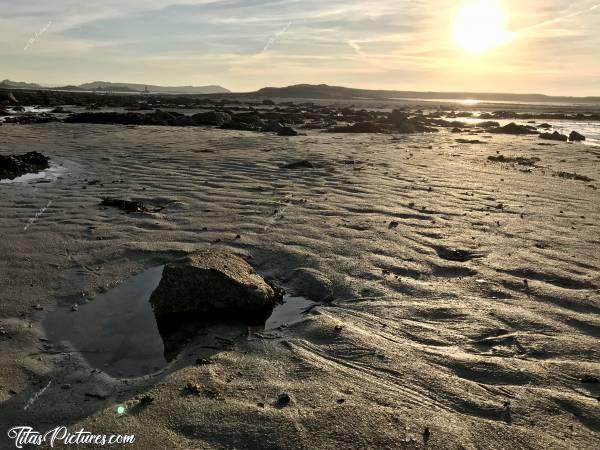 Photo Île Grande : Île Grande dans les Côtes d’Armor en Bretagne.c, Île Grande, sable, coucher de soleil