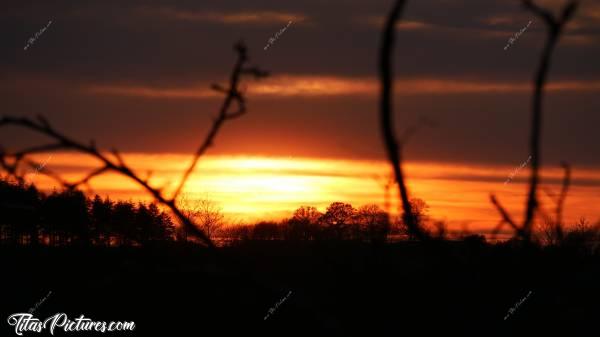 Photo Coucher de soleil : Coucher de soleil sur la Campagne du Boupère.c, Coucher de soleil, campagne