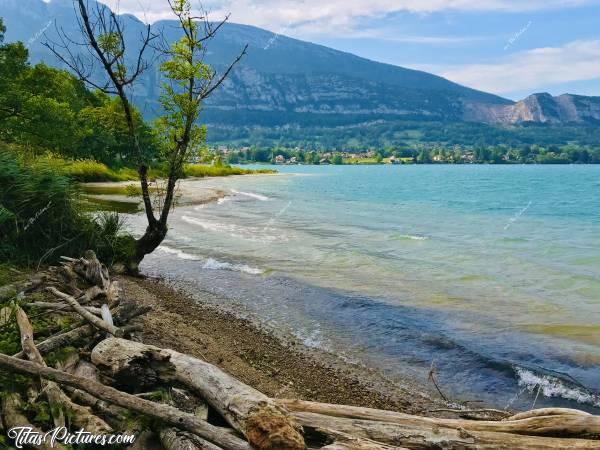 Photo Le Bout du Lac : Réserve naturelle du Bout du Lac.
C’est vraiment le nom du Lieu 😅c, Lac d’Annecy, Montagnes, Réserve Naturelle