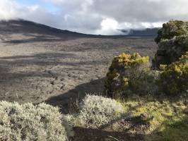 Le Piton de la Fournaise : La Réunion, Montagnes, Roches volcaniques, Volcan