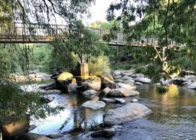 La Sèvre Nantaise : Sèvre Nantaise, Pont en bois