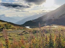 Le Col Petit-Saint-Bernard : Col Petit-Saint-Bernard, Coucher de soleil