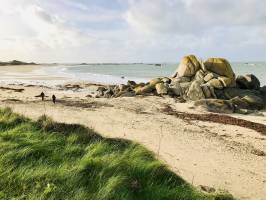 Les Amiets : Les Amiets, Plage, Sable blanc, Rochers, mer