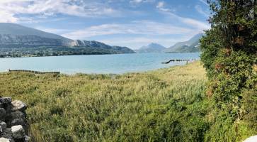 Le Bout du Lac : Lac d’Annecy, Montagnes