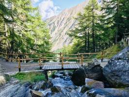 La Vallée d’Aoste : Vallée d’Aoste, Valnontey, Pont en Bois, Montagnes