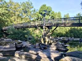 Parc de la Barbinière : Parc de la Barbinière, Sèvre Nantaise, Pont en bois