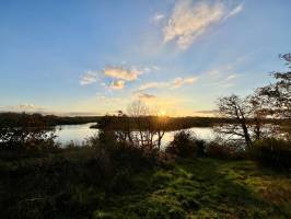 Lac de la Vouraie : Lac de la Vouraie, Saint-Hilaire-le-Vouhis, Retenue de la Sillonnière, Coucher du Soleil