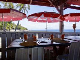 Restaurant bord de mer  : Tita’s Pictures, La Martinique, Restaurant 